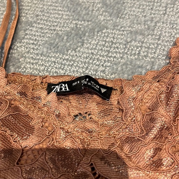 Lace Crop Top - Picture 2 of 2